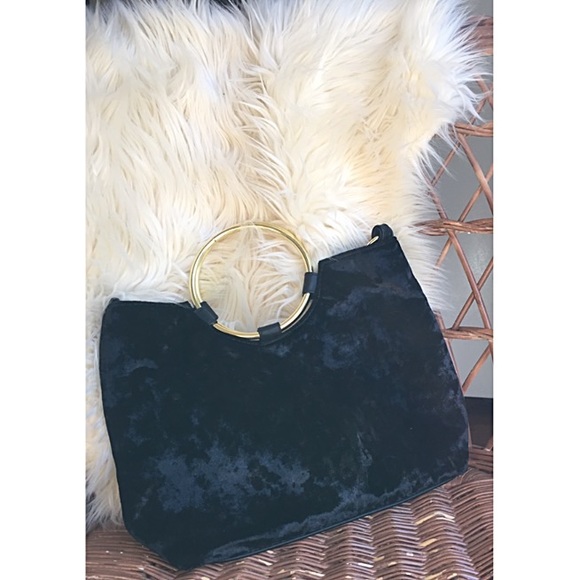 🌑HOST PICK🌑|| Velvet Bag - Picture 4 of 4